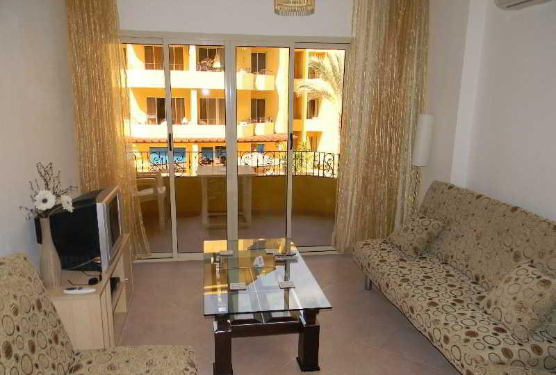 British Resort Apartments Hurghada Exteriör bild